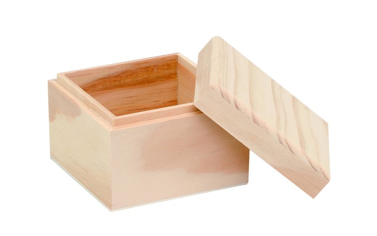 boîte en bois carrée 9x9x7cm